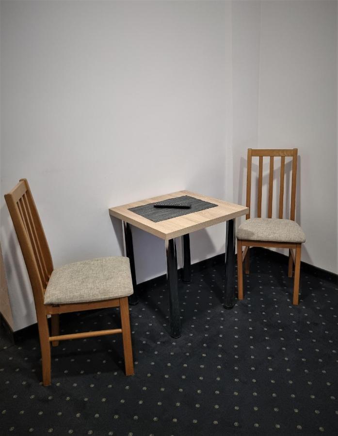 Hotel Homer Bydgoszcz Buitenkant foto