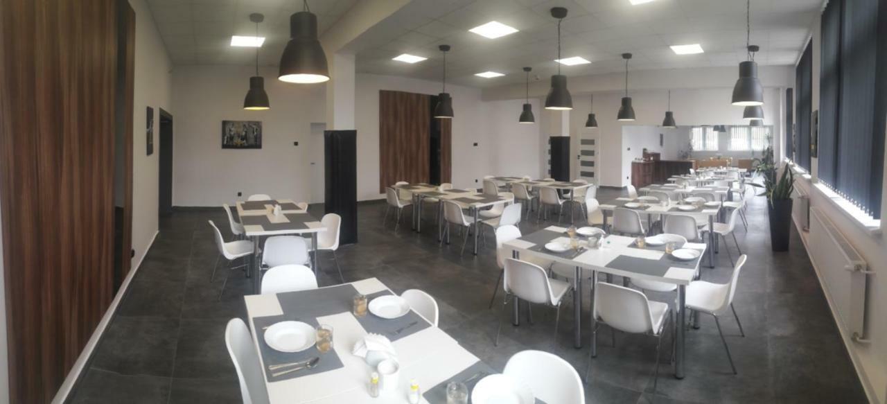 Hotel Homer Bydgoszcz Buitenkant foto